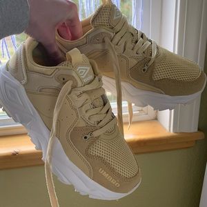 Chunky Umbro sneakers